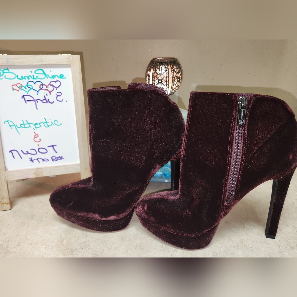 Jessica Simpson Women's Zamia Ankle Bootie, SZ: 5.5 ~ NWOT